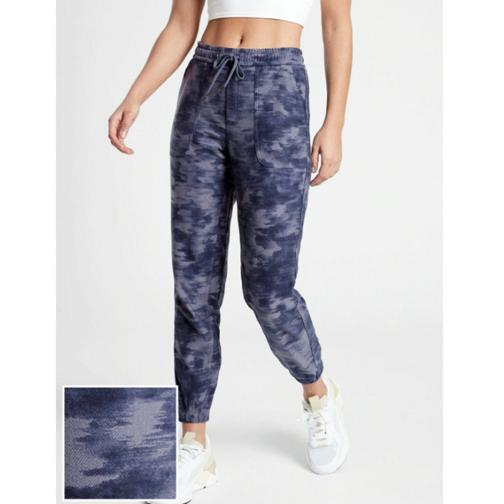 Athleta Farallon Printed Jogger Pants Inversion Medieval‎ Violet Size 0